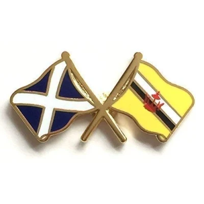 Image of Scotland &amp; Brunei Flags Friendship Courtesy Enamel Lapel Pin Badge T1199