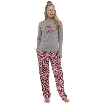 Image of Evotex Trading Ladies Leopard Print Pyjamas Top And Bottoms PJ Set Grey/Pink Size 8/10