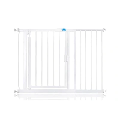 Image of Bettacare Auto Close Stair Gate, 111cm 118cm, White, Pressure Fit Safety Baby Barrier for Doors Hallways and Spaces, Easy Installation