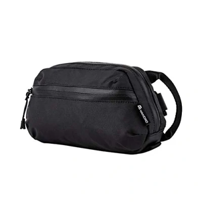 Image of Wandrd Toiletry Bag Medium (TB MD BK 1)