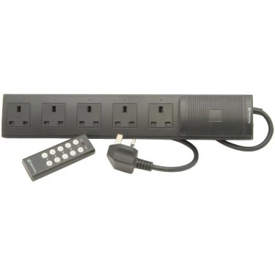 Image of AVS120 2M 5 GANG EXTENSION LEAD WITH REMOTE CONTROL Conforms to BS1363/A and BS5733/A