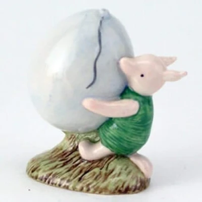 Image of Royal Doulton THE Pooh Collection PIGLET and BALLOON WP5 Made In England