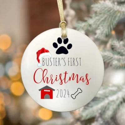 Image of GuteGifts Personalised Dog Cat 1ST Christmas Bauble Ceramics Ornaments First Xmas Tree Decoration Hanging Sign Keepsake Gift for Friend Pets Lover Animal