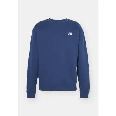 Image of New Balance Sport Essentials Small LOGO Brushed CREW Sweatshirt, Men&#039;s, Size: Small, Navy