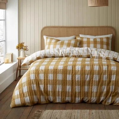 Image of Catherine Lansfield Brushed Seersucker Gingham Reversible Double Duvet Cover Set with Pillowcases Caramel