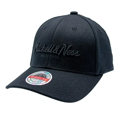 Image of Mitchell &amp; Ness NBA NBL/BLK Logo Classic Red Baseball Snapback Cap, Black, Black OB, One Size