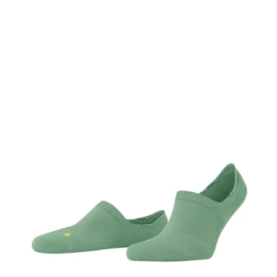 Image of FALKE Unisex Cool Kick Invisible U IN Soft Breathable Quick Drying No Show Plain 1 Pair Liner Socks, Green (Nettle 7447), 11 12.5