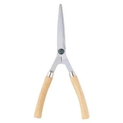 Image of Spear &amp; Jackson Kew Wooden Shears