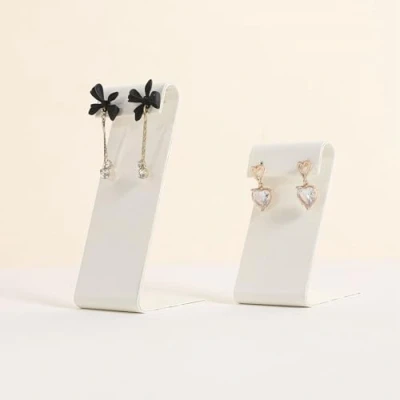 Image of GemeShou White Earring holder for girls, Leather display stand selling, Jewelry hanger boutique store【White 2pcs】