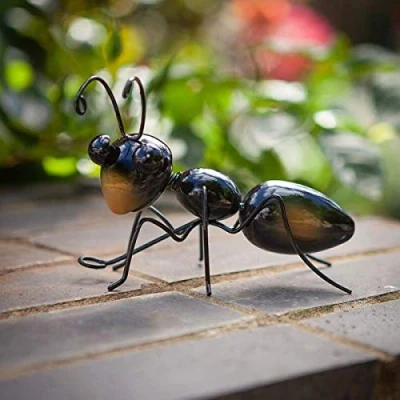 Image of Garden Mile® Hanging Metal Ant Ornament Wall Clinger Reclaimed Hanger Decoration Insect Sculpture Bug Fence Crawler Decking and Patio Vertical Sculptures (1, Large Ant)
