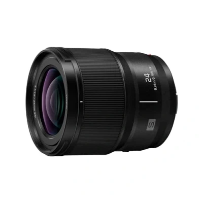 Image of Panasonic Lumix S S24E lightweight 24mm f/1.8 lens for series cameras Black