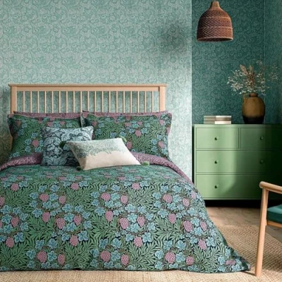 Image of Morris &amp; Co Vine Duvet Cover Set King Size Teal Lilac
