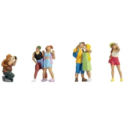 Image of Noch® H0 Tourists Figures Hand Coloured 1:87 Scale Ideal for Model Railway and Dioramas