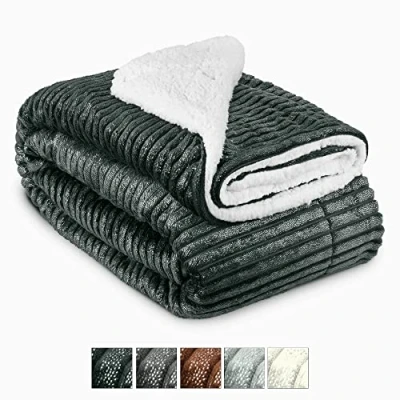 Image of Beautissu Sherpa Blanket 220x240cm Super Soft with Teddy Bear Fleece Cosy Comforter and Plush Bedspread Throw for Sofa, Couch &amp; Bed Heavy Winter Black Elisa