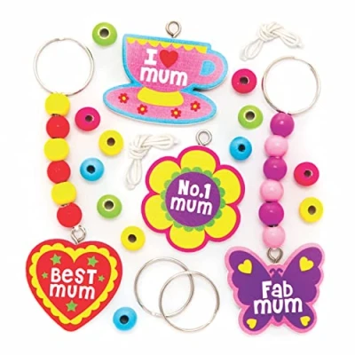 Image of Baker Ross Mother&#039;s Day Wooden Keyring &amp; Bag Dangler Pack of 4, Mothers Craft Kit, for Kids (AX840)
