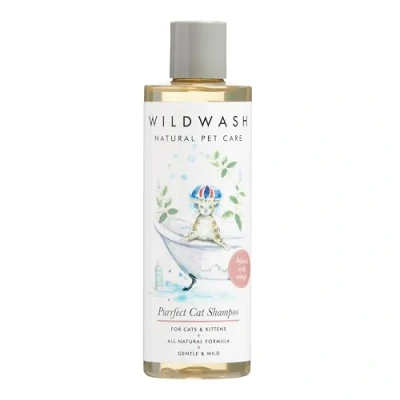 Image of WildWash Purrfect Cat Shampoo with Added Catnip 250ml Makes Bathtime Fun Time, Adds Shine and Luminosity to Dull Hair Natural, Sulphate Paraben Free for Sensitive Skin