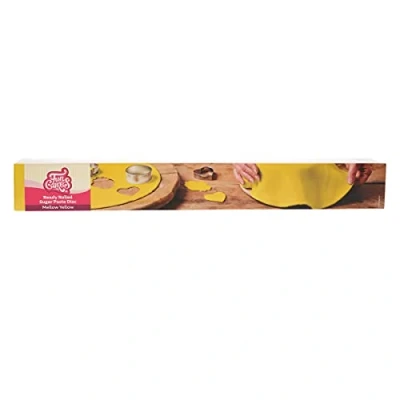 Image of FunCakes Ready Rolled Sugar Paste Disc Mellow Yellow, Delicious Vanilla Flavour, Already 36 cm Round and 3 mm Thick, 430 g