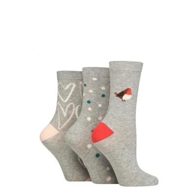 Image of Women&#039;s 3 Pair Caroline Gardner Christmas Patterned Cotton Socks Robin 4 8