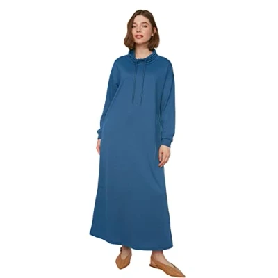 Image of Trendyol Women Modest Maxi Basic Regular Knit Dresses Indigo