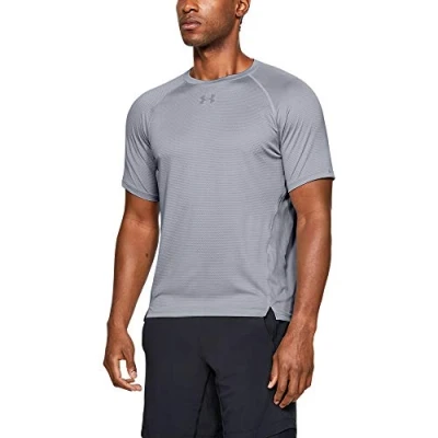 Image of Under Armour Qualifier Short Sleeve T Shirt, Ultra Light Fitness Shirt for Men, Breathable and Comfortable Men&#039;s Gym Tee, Black/Black/Reflective (001), L