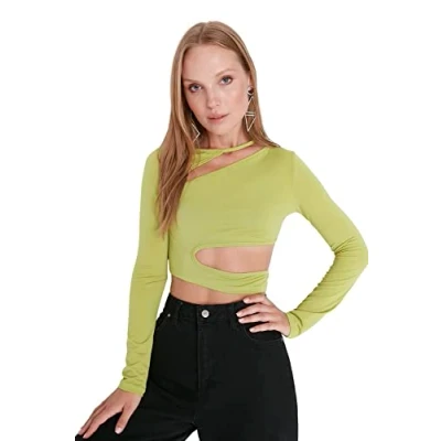 Image of Trendyol Women Glam Fitted Basic Crew Neck Knitted Blouse Grün