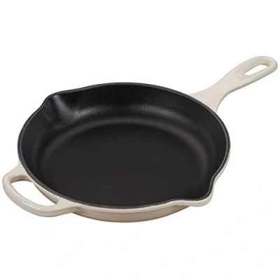 Image of Le Creuset Signature Meringue Cast Iron 23cm Skillet
