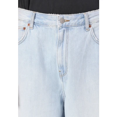 Image of Only &amp; Sons Onscarl Balloon denim shorts, Men&#039;s, Size: XL, Light blue bleached