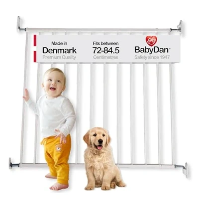 Image of BabyDan Billund Safety Gate Wall Mounted Baby for Openings 72 84.5 cm No Bottom Bar Design Safe Passage White, Metal