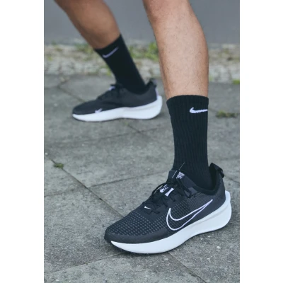 Image of NIKE Men&#039;s Interact Running Shoes Men 44 Sneaker, Black, 9 UK