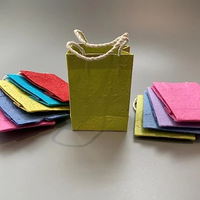 Image of VIE Assorted Coloured Mulberry Paper Gift Bag, Single, 10x7cm