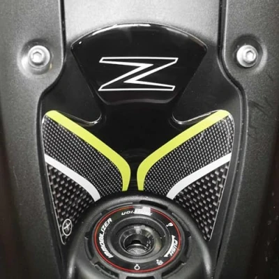Image of labelbike 3D Resin Sticker for Decoration and Protection of Motorcycle Ignition Key Area compatible with KAWASAKI Z900 Carbon Like Graphics Gray Green finishes