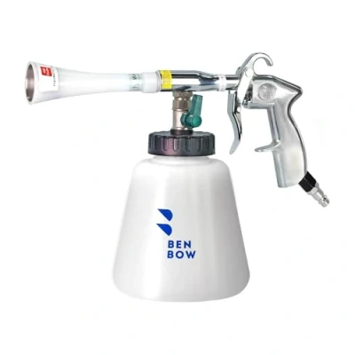 Image of BenBow Classic Compressed Air cleaning Gun effectively removes dirt during car interior with a 1 liter container for agents
