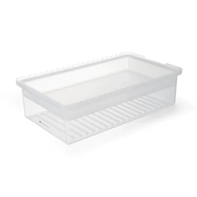 Image of MasterClass Marinade Tray, 37cm x 21.5cm 10cm, Rectangular, 0.078L, Plastic, Lightweight, Snap Lid, Dishwasher Safe, Ideal for BBQ Grill, Kebabs, Burgers