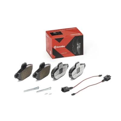 Image of 6001073453, 77364635, 77365191, 77365306, 77365816 Brake pad set BREMBO P 24 147X incl. wear warning contact with accessories FIAT: 500 Hatchback