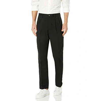 Image of Amazon Essentials Men&#039;s Classic Fit Wrinkle Resistant Pleated Chino Trouser (Available in Big &amp; Tall), Black, 32W / 32L