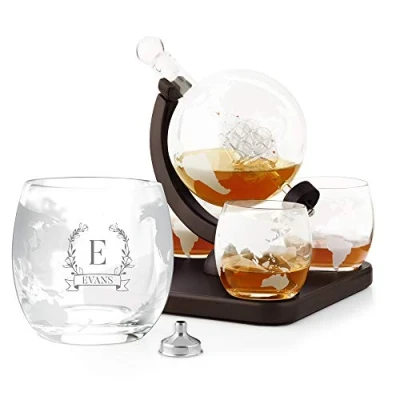 Image of Maverton Globe Whiskey Decanter Set with 4 Glasses 850 ml Carafe Ship Inside You can Personalise Tumblers as Gift for Women Motiv