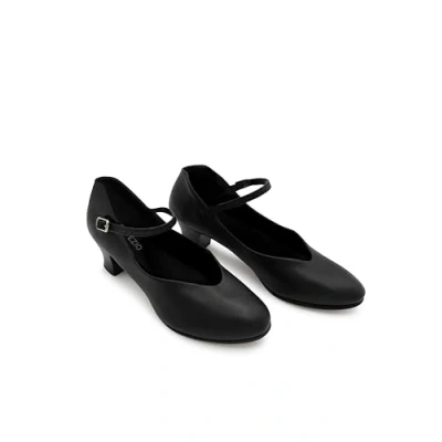Image of Capezio Women’s Junior Footlight Character Dance Shoes, Professional Shoes For Women Suitable Many Styles, Comfortable &amp; Supportive Heels Black, Size 2.5 UK