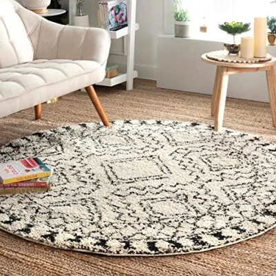 Image of nuLOOM Vasiliki Moroccan Shag Tasseled Accent Rug, 3&#039; x 5&#039; Oval, Off white