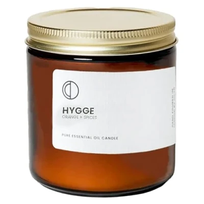 Image of OCTŌ Hygge Orange + Spices Scented Candle. Made with Essential Oils and Soy Wax. 400ml