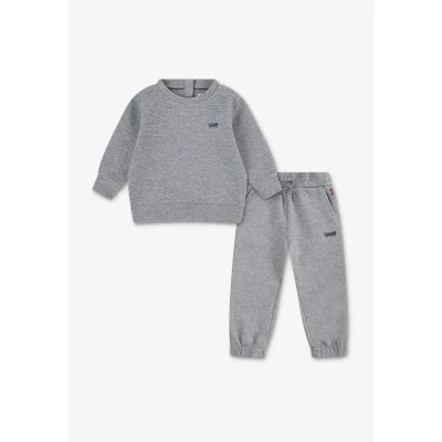 Image of Levi&#039;s CORE Batwing CREW AND JOGG Tracksuit for kids, Size: 18m, Grey heather