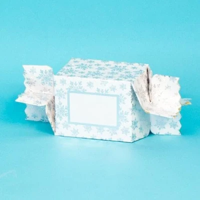 Image of Silver Snowflakes Christmas Mini Cracker Gift Boxes Pack of 4