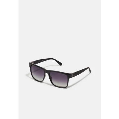 Image of Guess Unisex Sunglasses, Size: 58, Shiny black/green mirror