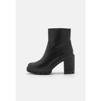 Image of Timberland Allington Heights Platform ankle boots, Women&#039;s, Size: 5, Black Leather