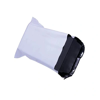 Image of GoSecure Strong Polythene Mailing Bag 335x430mm Opaque (Pack of 100) HF20211