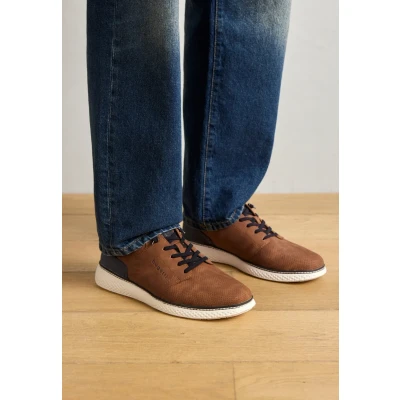 Image of bugatti Men&#039;s 333 76312 Sneaker, Cognac, 9 UK