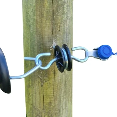 Image of DOBLIT Gate Anchor Insulator Double Sided Handle Gateway Hook Screw In Electric Fence Insulated Fencing with Wood for Timber Posts (8)