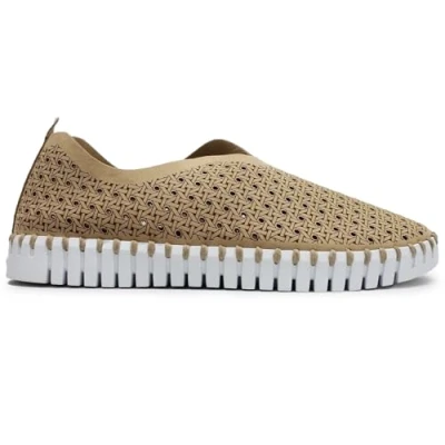 Image of Ilse Jacobsen Tulip 4031 Synthetic Textile Women&#039;s Latte White Loafers Shoes