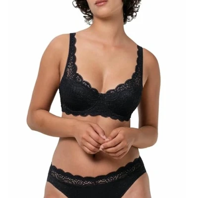 Image of Triumph Women&#039;s Amourette 300 WHP X Wired Padded Bra, Black, 36F