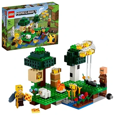 Image of LEGO 21165 Minecraft The Bee Farm
