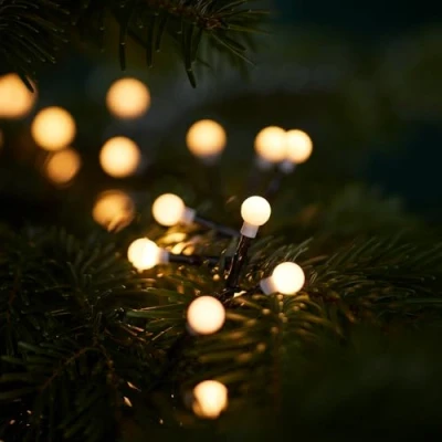 Image of Lights4fun Indoor 500 Warm White LEDs Black Cable Christmas Tree Berry String Fairy Lights Plug in with Remote Control &amp; Timer 12.5m